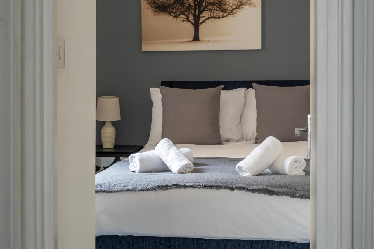 Super City Centre Apartment - Two Bedrooms, Perfect Location Bath Exterior foto