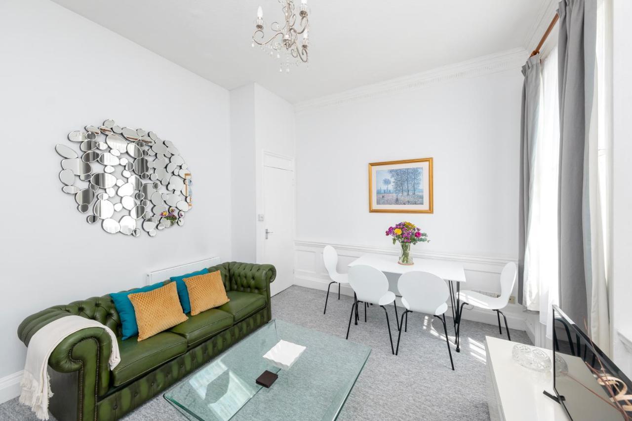 Super City Centre Apartment - Two Bedrooms, Perfect Location Bath Exterior foto